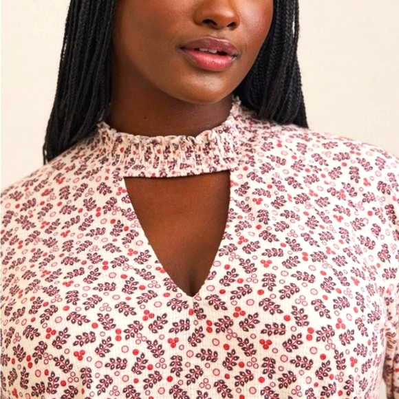 ❤️NWT VINTAGE TORRID CHOKER BLOUSE - GARDEN PRINT - SMOCKED - PLUS SIZE - Picture 5 of 10